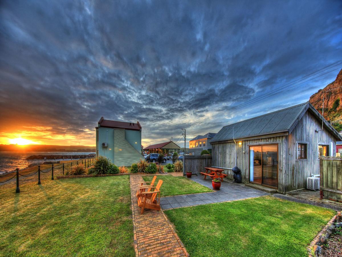 Stanley Village Waterfront Accommodation Exteriér fotografie